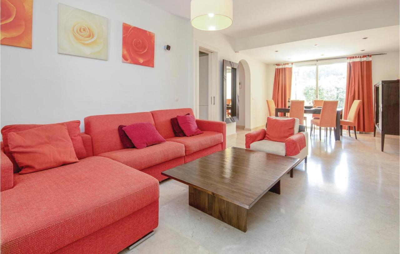 Beautiful Apartment In Marbella-Cabopino With 2 Bedrooms, Wifi And Outdoor Swimming Pool Ngoại thất bức ảnh