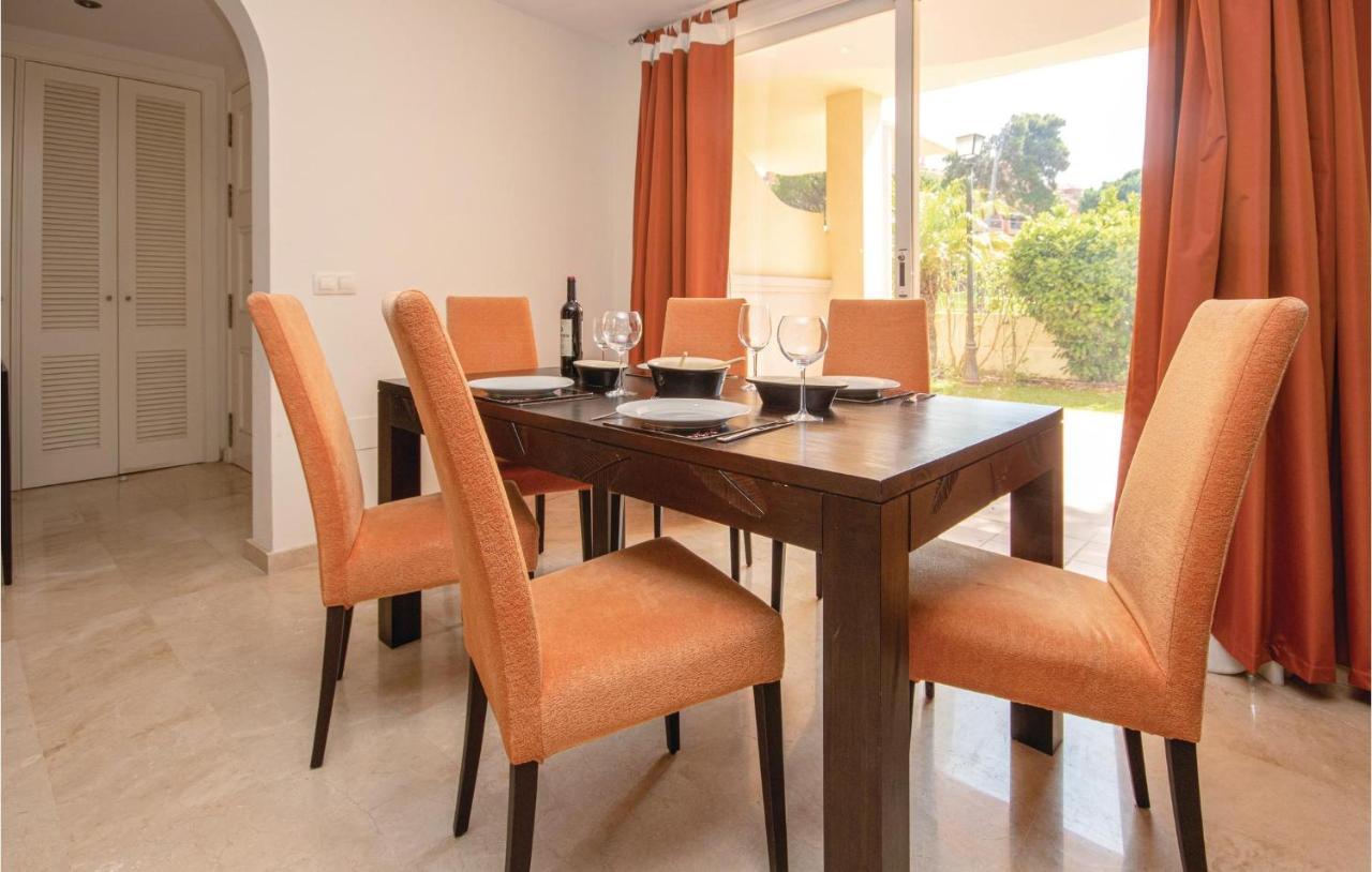 Beautiful Apartment In Marbella-Cabopino With 2 Bedrooms, Wifi And Outdoor Swimming Pool Ngoại thất bức ảnh